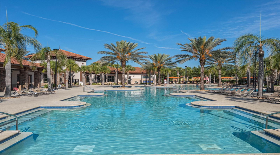 Davenport, Florida 33837, 5 Bedrooms Bedrooms, ,4 Bathroomsbathrooms,Residential,For Sale,Oakmoss,Mfrs5126356