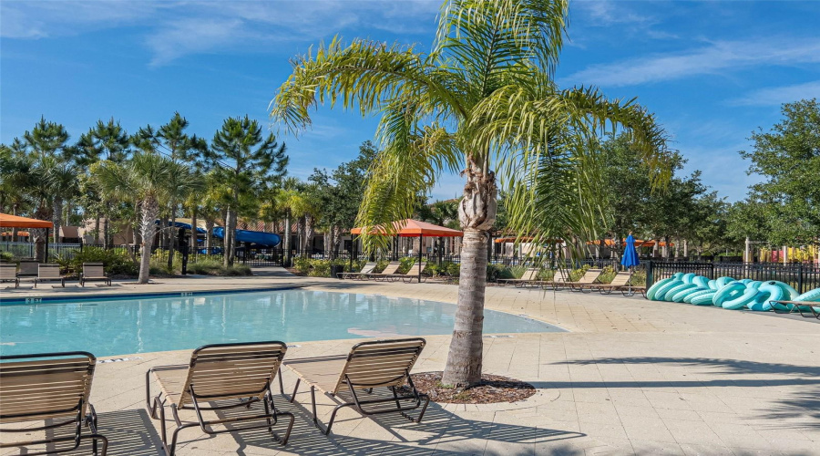 Davenport, Florida 33837, 5 Bedrooms Bedrooms, ,4 Bathroomsbathrooms,Residential,For Sale,Oakmoss,Mfrs5126356