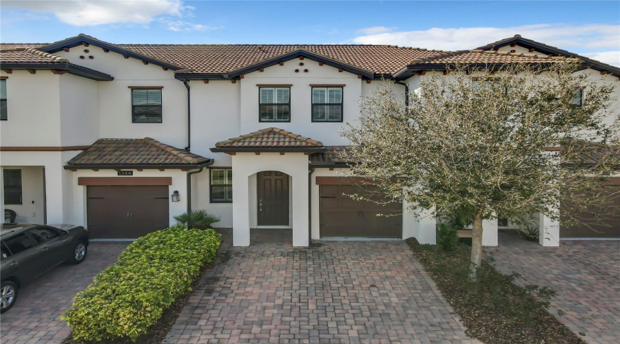 Davenport, Florida 33896, 3 Bedrooms Bedrooms, ,2 Bathroomsbathrooms,Residential,For Sale,Royal Saint George,Mfrg5096994