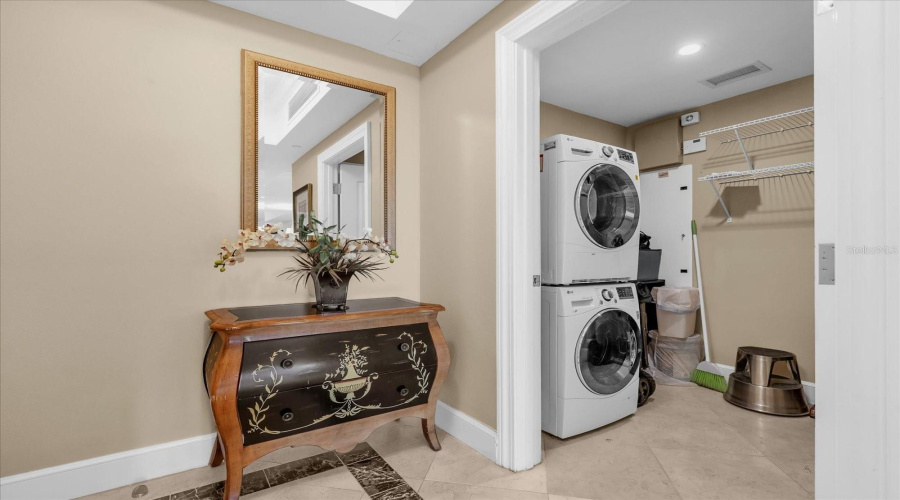 Reunion, Florida 34747, 2 Bedrooms Bedrooms, ,2 Bathroomsbathrooms,Residential,For Sale,Gathering,Mfro6308026