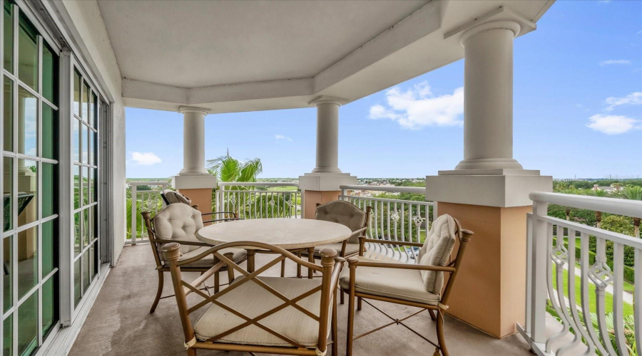 Reunion, Florida 34747, 2 Bedrooms Bedrooms, ,2 Bathroomsbathrooms,Residential,For Sale,Gathering,Mfro6308026