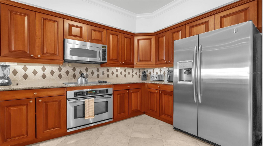 Reunion, Florida 34747, 2 Bedrooms Bedrooms, ,2 Bathroomsbathrooms,Residential,For Sale,Gathering,Mfro6308026