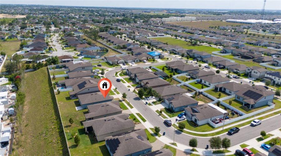 Davenport, Florida 33837, 3 Bedrooms Bedrooms, ,2 Bathroomsbathrooms,Residential,For Sale,Citrus Isle,Mfro6308616