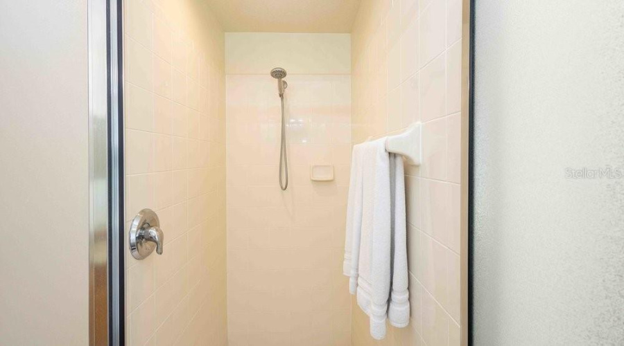 Kissimmee, Florida 34747, 4 Bedrooms Bedrooms, ,3 Bathroomsbathrooms,Residential,For Sale,Lido Key,Mfro6308540