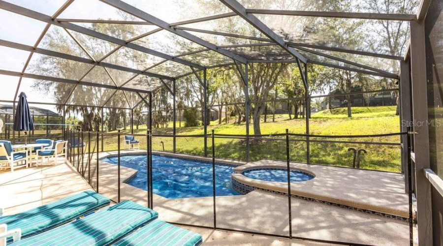 Kissimmee, Florida 34747, 4 Bedrooms Bedrooms, ,3 Bathroomsbathrooms,Residential,For Sale,Lido Key,Mfro6308540