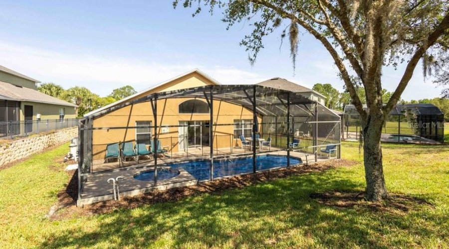 Kissimmee, Florida 34747, 4 Bedrooms Bedrooms, ,3 Bathroomsbathrooms,Residential,For Sale,Lido Key,Mfro6308540