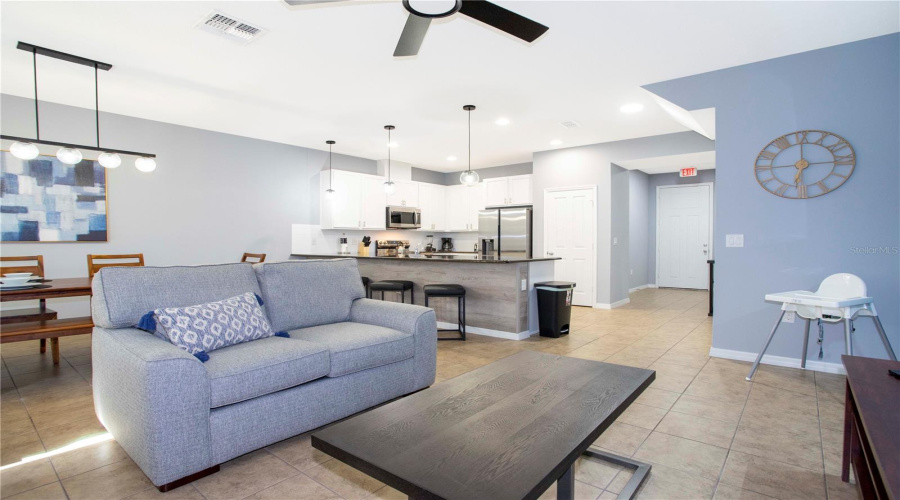 Kissimmee, Florida 34746, 4 Bedrooms Bedrooms, ,3 Bathroomsbathrooms,Residential,For Sale,Tocoa,Mfrs5126878