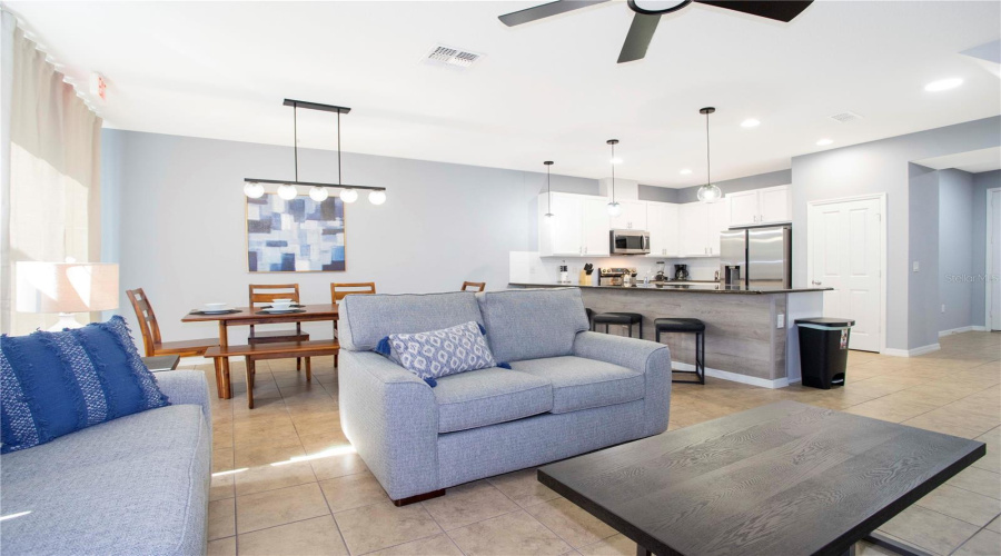 Kissimmee, Florida 34746, 4 Bedrooms Bedrooms, ,3 Bathroomsbathrooms,Residential,For Sale,Tocoa,Mfrs5126878