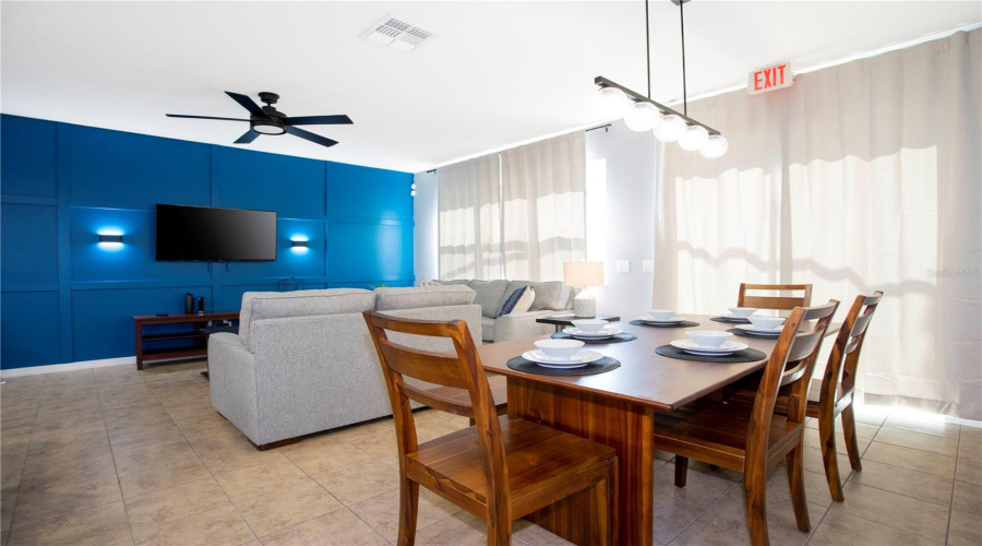 Kissimmee, Florida 34746, 4 Bedrooms Bedrooms, ,3 Bathroomsbathrooms,Residential,For Sale,Tocoa,Mfrs5126878