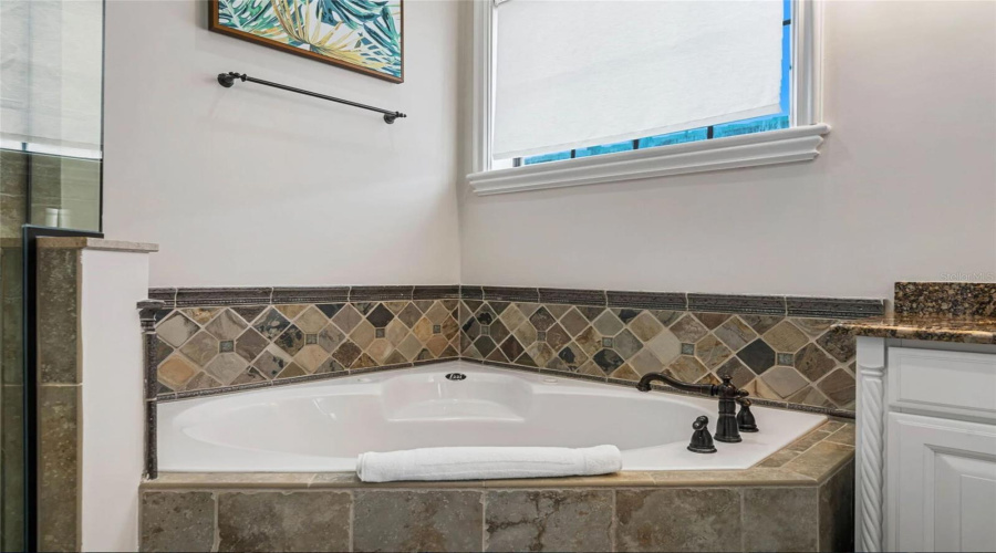 REUNION, Florida 34747, 5 Bedrooms Bedrooms, ,5 BathroomsBathrooms,Residential,For Sale,MUIRFIELD,0,MFRO6308746