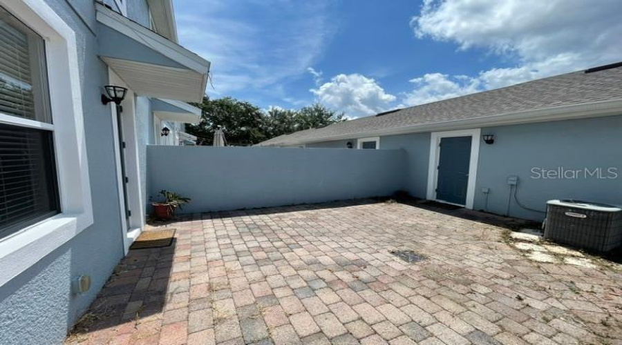 Orlando, Florida 32836, 3 Bedrooms Bedrooms, ,2 Bathroomsbathrooms,Residential,For Sale,Leeland Archer,Mfro6308949