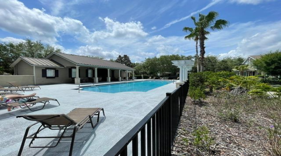 Orlando, Florida 32836, 3 Bedrooms Bedrooms, ,2 Bathroomsbathrooms,Residential,For Sale,Leeland Archer,Mfro6308949