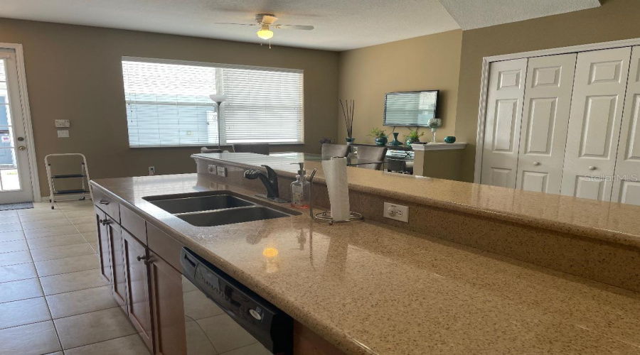 Orlando, Florida 32836, 3 Bedrooms Bedrooms, ,2 Bathroomsbathrooms,Residential,For Sale,Leeland Archer,Mfro6308949