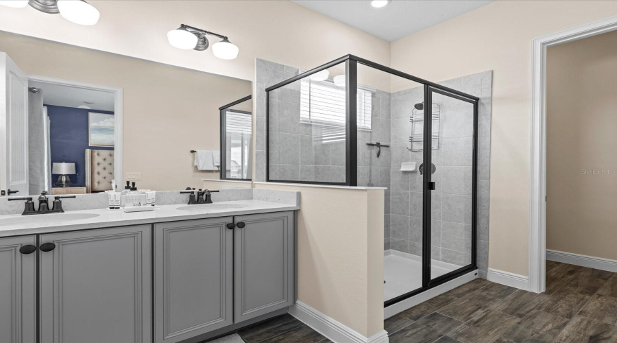 KISSIMMEE, Florida 34747, 3 Bedrooms Bedrooms, ,3 BathroomsBathrooms,Residential,For Sale,PARROT HEAD,MFRO6309019
