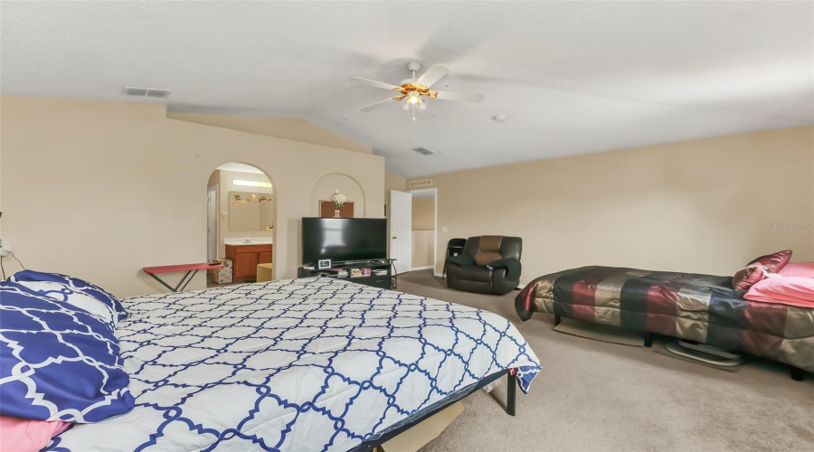 Davenport, Florida 33837, 4 Bedrooms Bedrooms, ,2 Bathroomsbathrooms,Residential,For Sale,Lobelia,Mfro6309152