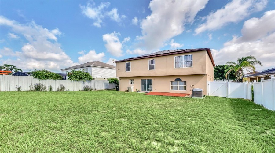 Davenport, Florida 33837, 4 Bedrooms Bedrooms, ,2 Bathroomsbathrooms,Residential,For Sale,Lobelia,Mfro6309152