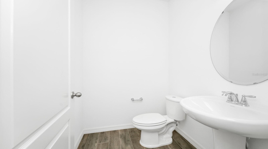 Davenport, Florida 33896, 3 Bedrooms Bedrooms, ,2 Bathroomsbathrooms,Residential,For Sale,Benoi,Mfro6309161
