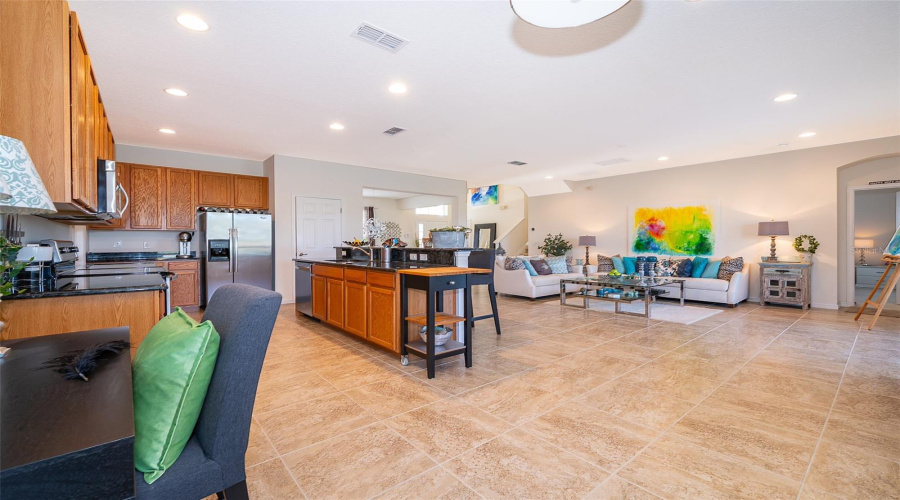 Family/Kitchen 2