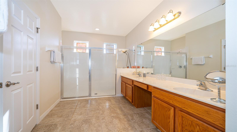En-Suite 1