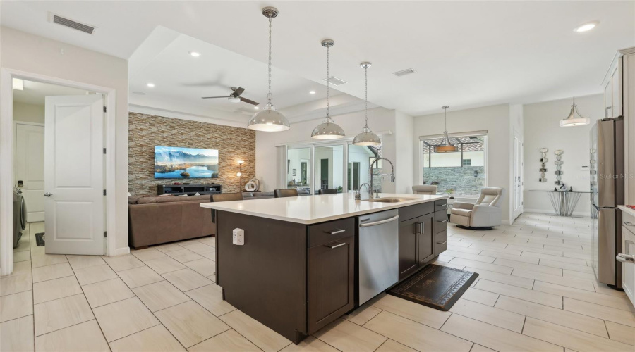 Davenport, Florida 33837, 4 Bedrooms Bedrooms, ,3 Bathroomsbathrooms,Residential,For Sale,Lancaster Ridge,Mfro6308527