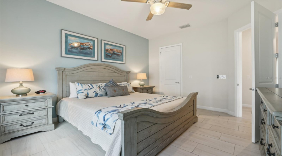 Davenport, Florida 33837, 4 Bedrooms Bedrooms, ,3 Bathroomsbathrooms,Residential,For Sale,Lancaster Ridge,Mfro6308527