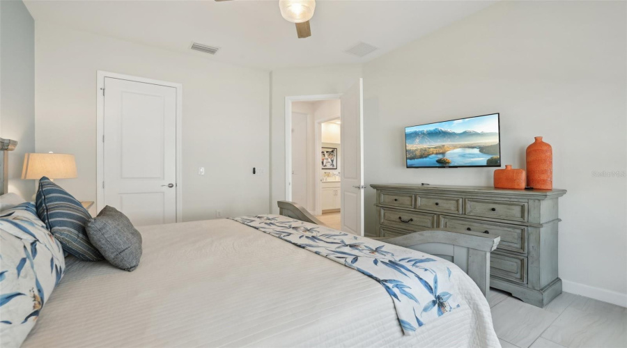Davenport, Florida 33837, 4 Bedrooms Bedrooms, ,3 Bathroomsbathrooms,Residential,For Sale,Lancaster Ridge,Mfro6308527