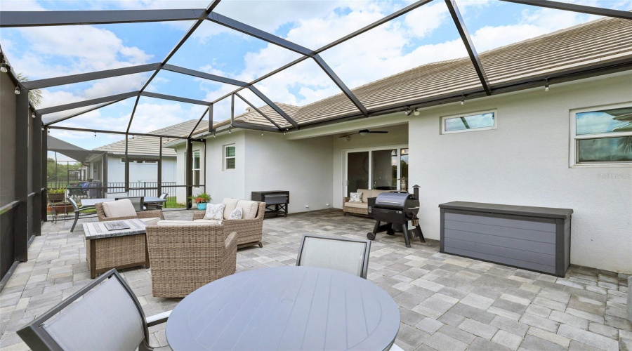 Davenport, Florida 33837, 4 Bedrooms Bedrooms, ,3 Bathroomsbathrooms,Residential,For Sale,Lancaster Ridge,Mfro6308527