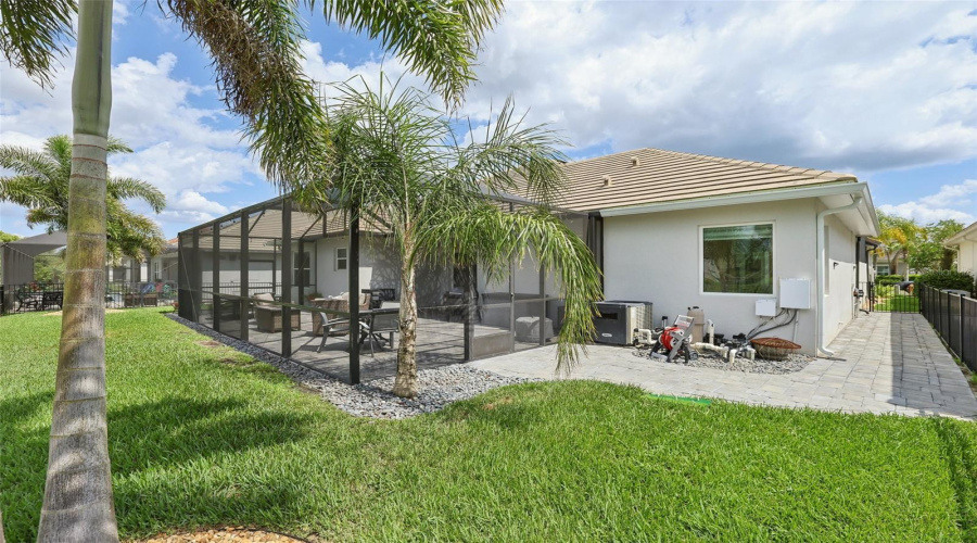 Davenport, Florida 33837, 4 Bedrooms Bedrooms, ,3 Bathroomsbathrooms,Residential,For Sale,Lancaster Ridge,Mfro6308527