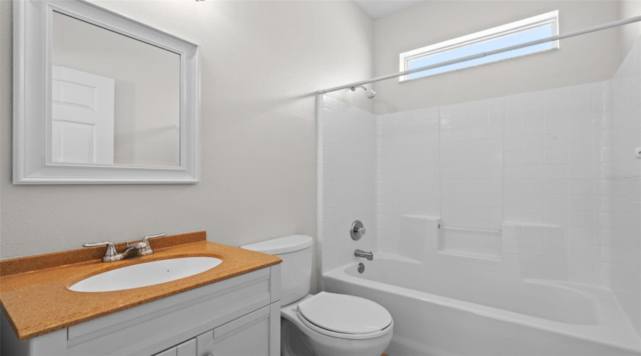 Davenport, Florida 33897, 4 Bedrooms Bedrooms, ,3 Bathroomsbathrooms,Residential,For Sale,Casterton,Mfro6308585
