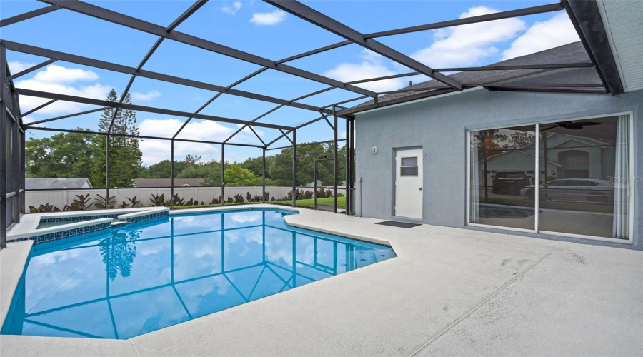 Davenport, Florida 33897, 4 Bedrooms Bedrooms, ,3 Bathroomsbathrooms,Residential,For Sale,Casterton,Mfro6308585