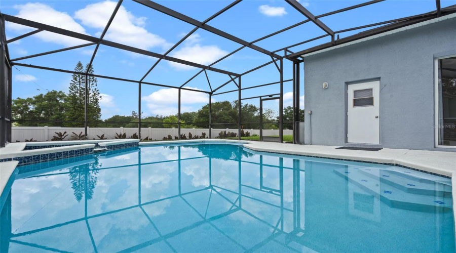 Davenport, Florida 33897, 4 Bedrooms Bedrooms, ,3 Bathroomsbathrooms,Residential,For Sale,Casterton,Mfro6308585