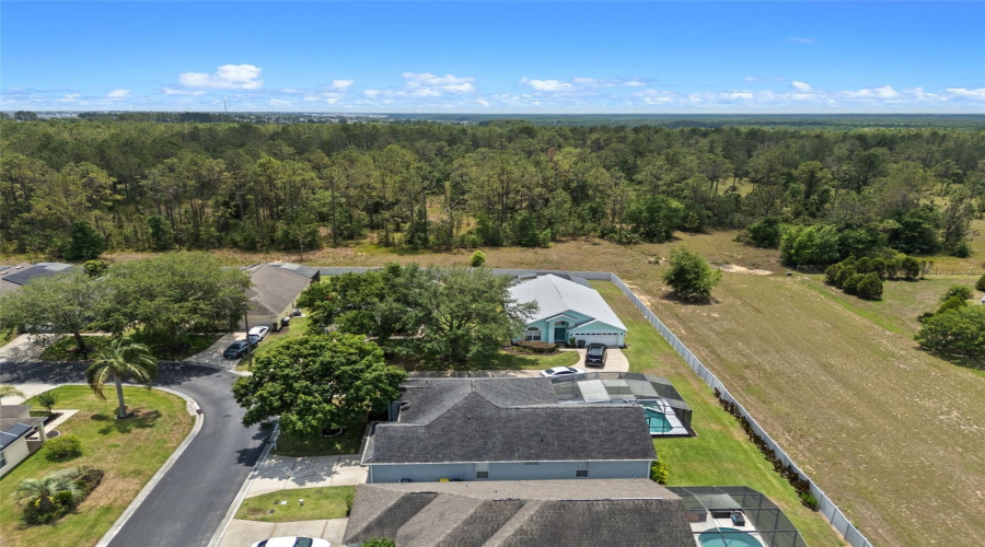 Davenport, Florida 33897, 4 Bedrooms Bedrooms, ,3 Bathroomsbathrooms,Residential,For Sale,Casterton,Mfro6308585