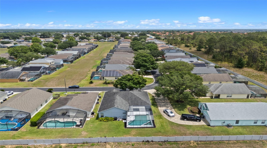 Davenport, Florida 33897, 4 Bedrooms Bedrooms, ,3 Bathroomsbathrooms,Residential,For Sale,Casterton,Mfro6308585