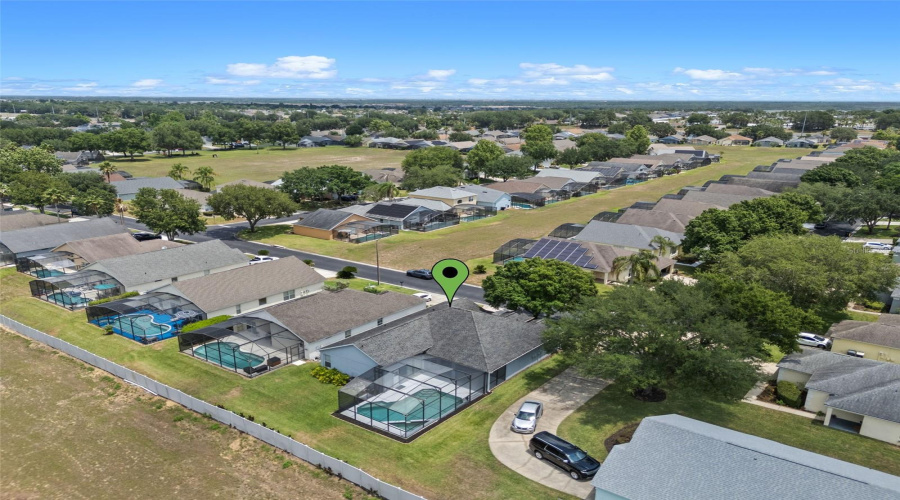 Davenport, Florida 33897, 4 Bedrooms Bedrooms, ,3 Bathroomsbathrooms,Residential,For Sale,Casterton,Mfro6308585