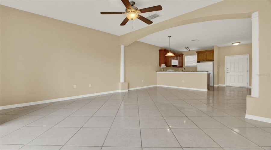 Davenport, Florida 33896, 3 Bedrooms Bedrooms, ,2 Bathroomsbathrooms,Residential,For Sale,Monroe,Mfro6309143