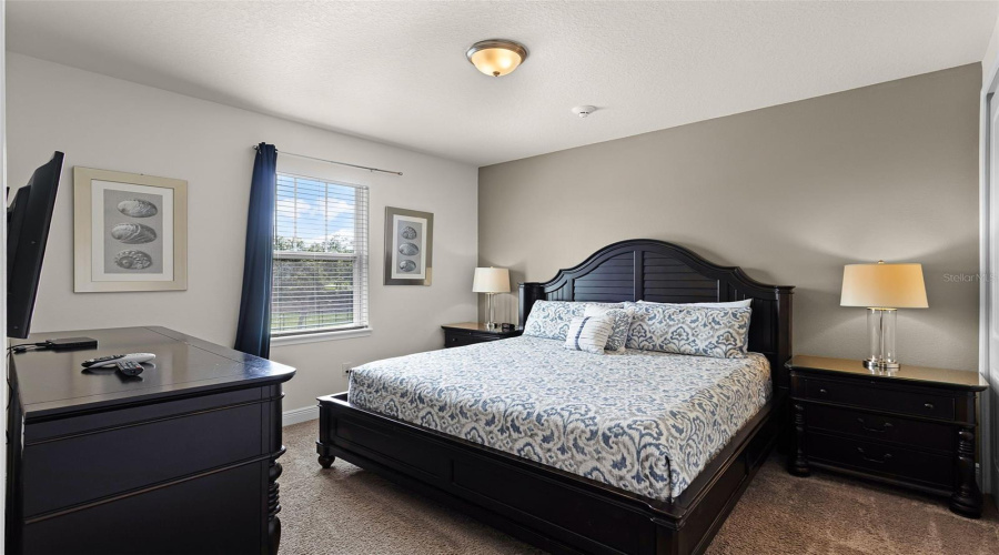 Kissimmee, Florida 34747, 8 Bedrooms Bedrooms, ,5 Bathroomsbathrooms,Residential,For Sale,Marker,Mfrs5126948