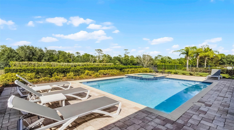 Kissimmee, Florida 34747, 8 Bedrooms Bedrooms, ,5 Bathroomsbathrooms,Residential,For Sale,Marker,Mfrs5126948