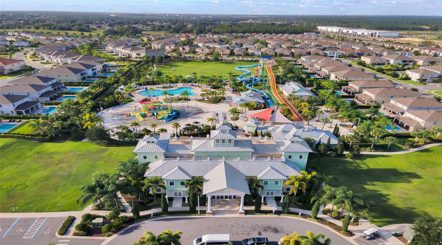 Kissimmee, Florida 34747, 8 Bedrooms Bedrooms, ,5 Bathroomsbathrooms,Residential,For Sale,Marker,Mfrs5126948