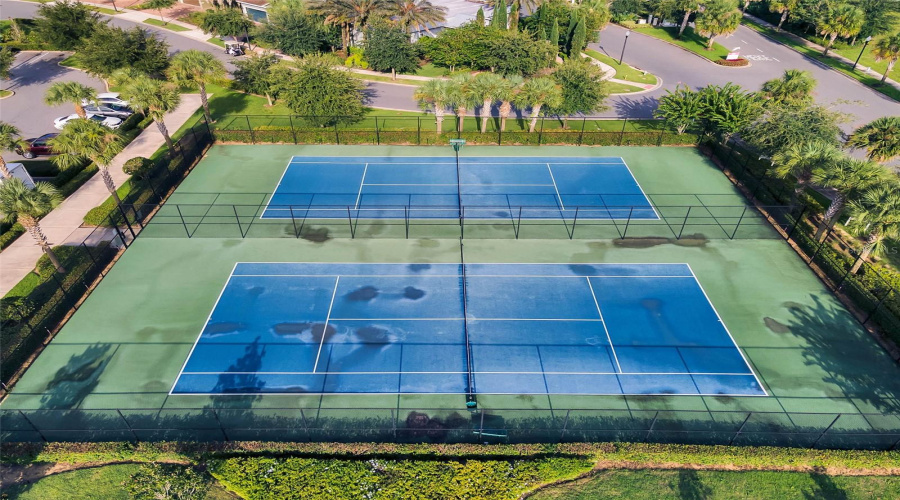 Kissimmee, Florida 34747, 8 Bedrooms Bedrooms, ,5 Bathroomsbathrooms,Residential,For Sale,Marker,Mfrs5126948