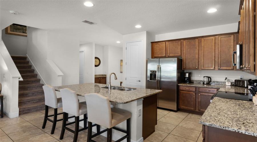 Kissimmee, Florida 34747, 8 Bedrooms Bedrooms, ,5 Bathroomsbathrooms,Residential,For Sale,Marker,Mfrs5126948