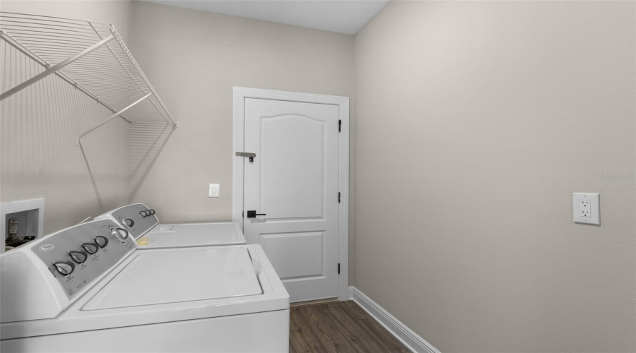 KISSIMMEE, Florida 34747, 4 Bedrooms Bedrooms, ,2 BathroomsBathrooms,Residential,For Sale,SOMERSWORTH,0,MFRO6308609