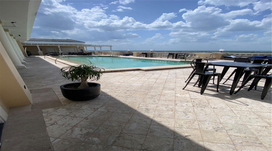 Rooftop Pool