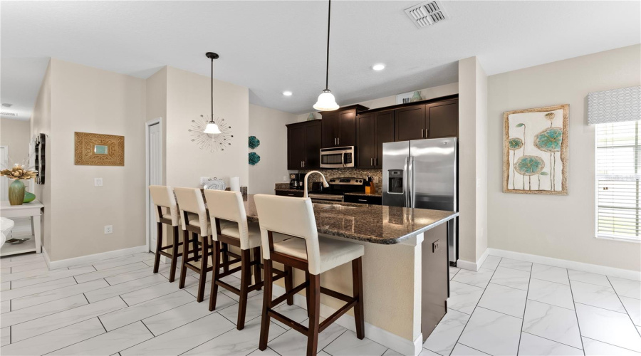 DAVENPORT, Florida 33896, 5 Bedrooms Bedrooms, ,4 BathroomsBathrooms,Residential,For Sale,MOON VALLEY,0,MFRO6307337