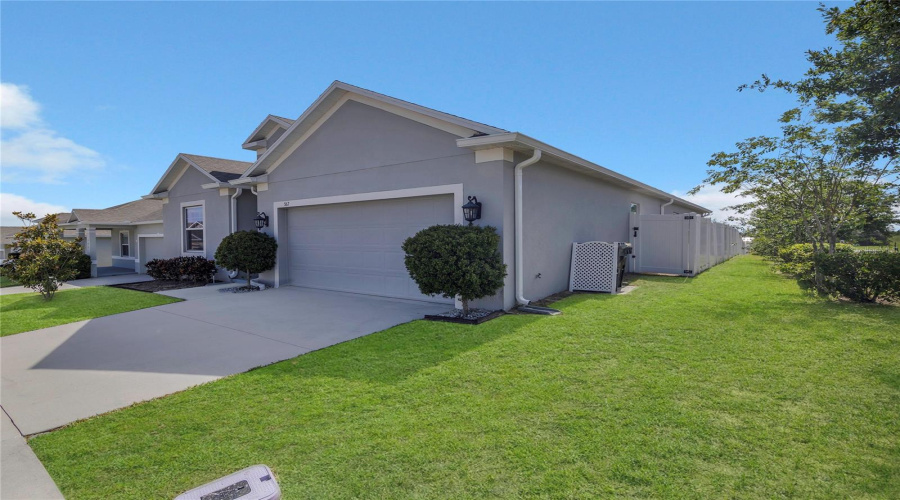 Davenport, Florida 33837, 4 Bedrooms Bedrooms, ,2 Bathroomsbathrooms,Residential,For Sale,Pinecrest,Mfro6309434