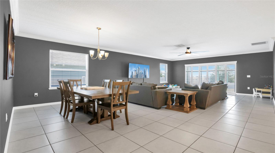 Davenport, Florida 33837, 4 Bedrooms Bedrooms, ,2 Bathroomsbathrooms,Residential,For Sale,Pinecrest,Mfro6309434