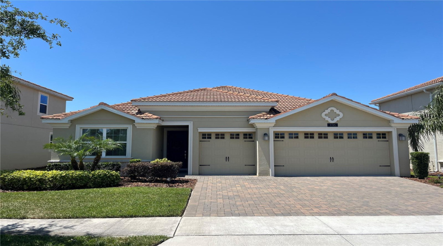 Davenport, Florida 33896, 4 Bedrooms Bedrooms, ,3 Bathroomsbathrooms,Residential,For Sale,Blackwolf Run,Mfrs5125107