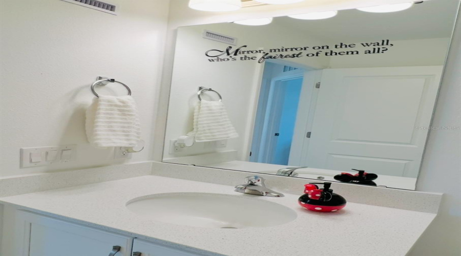 Davenport, Florida 33896, 3 Bedrooms Bedrooms, ,2 Bathroomsbathrooms,Residential,For Sale,Longboat,Mfrs5126949
