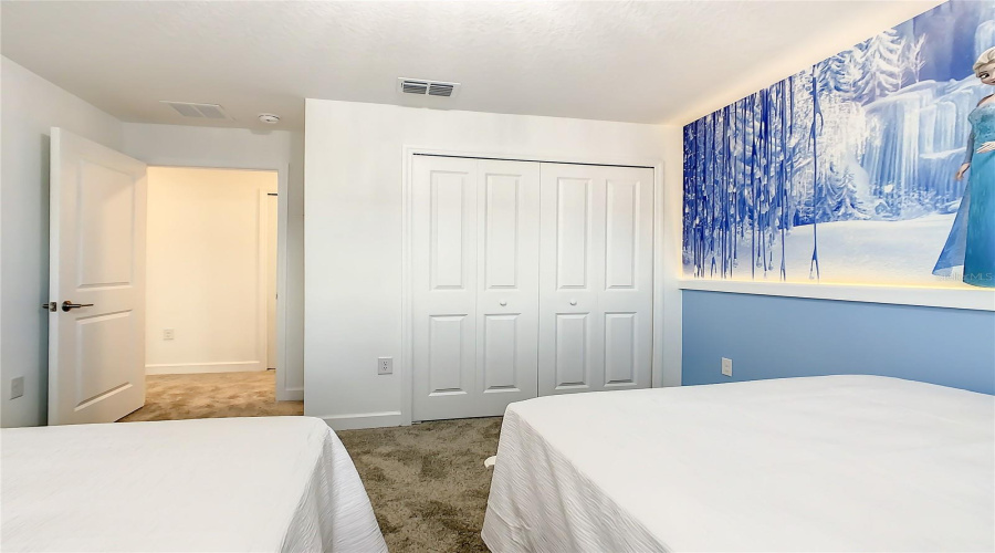 Kissimmee, Florida 34746, 4 Bedrooms Bedrooms, ,3 Bathroomsbathrooms,Residential,For Sale,Protagonist,Mfrs5126943