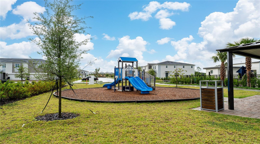 Davenport, Florida 33896, 4 Bedrooms Bedrooms, ,3 Bathroomsbathrooms,Residential,For Sale,Chipping Square,Mfrs5126941