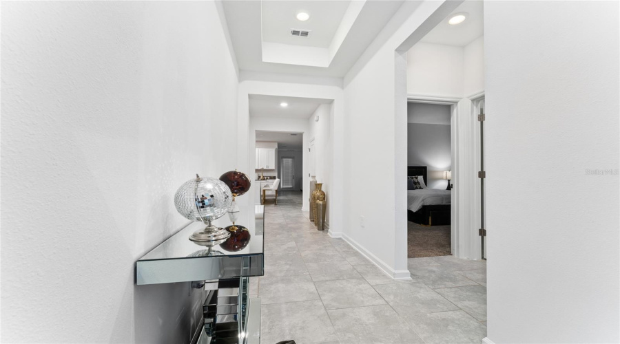 Davenport, Florida 33896, 4 Bedrooms Bedrooms, ,3 Bathroomsbathrooms,Residential,For Sale,Chipping Square,Mfrs5126941